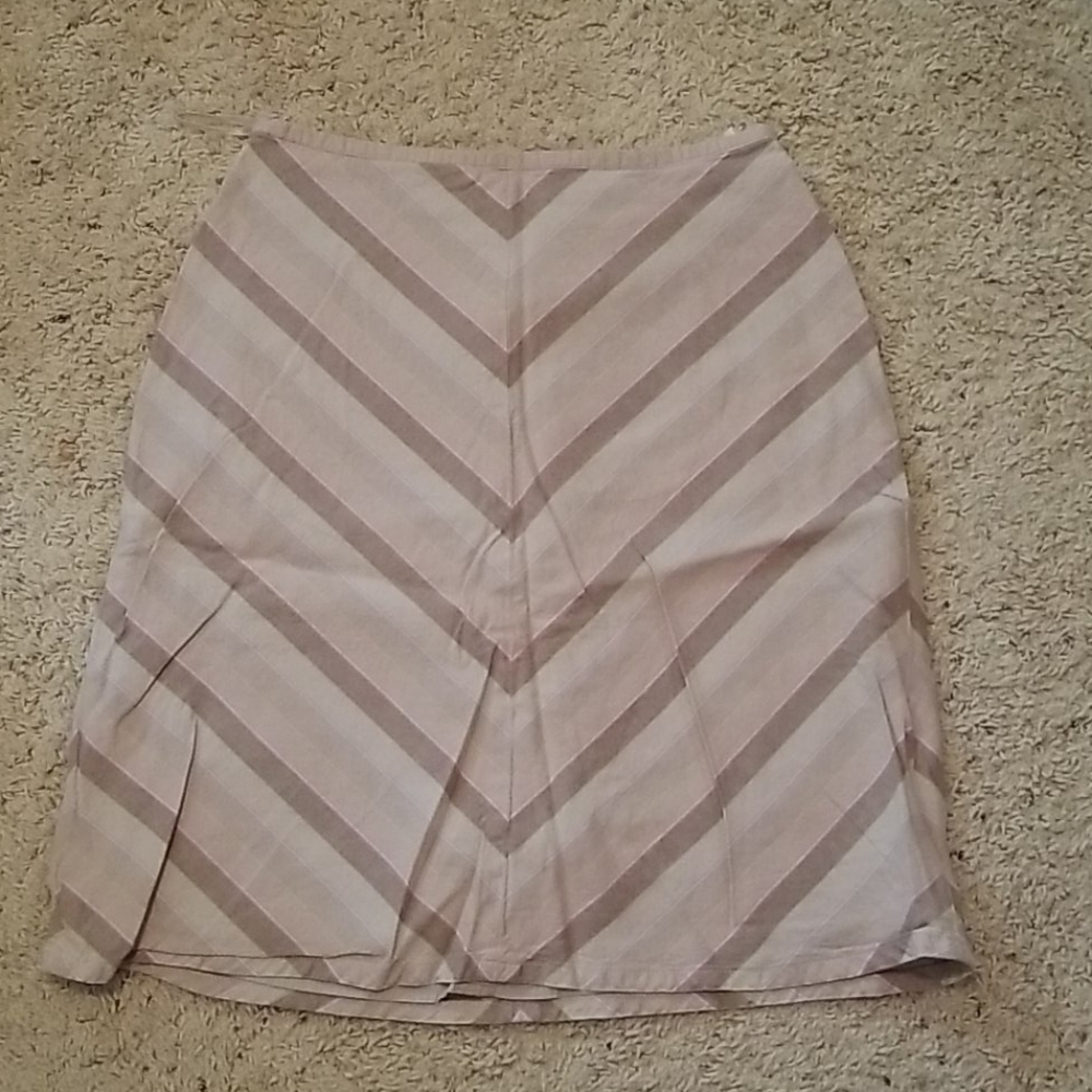 GAP skirt